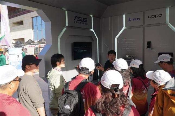 华硕携手戈20：廿载科技同行 共铸玄奘精神新篇章