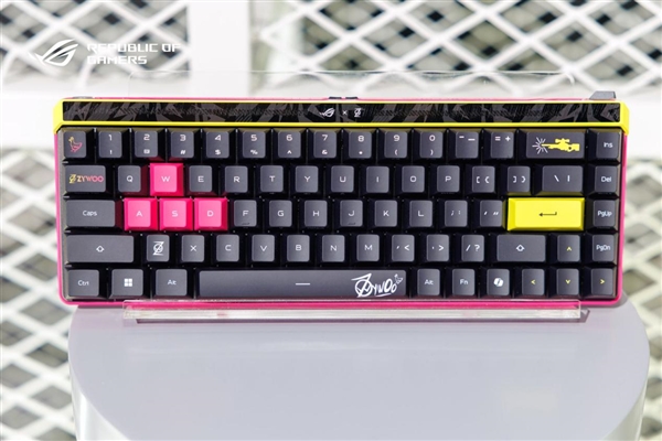 ROG新品超玩会火热开启 高品质外设齐上阵！