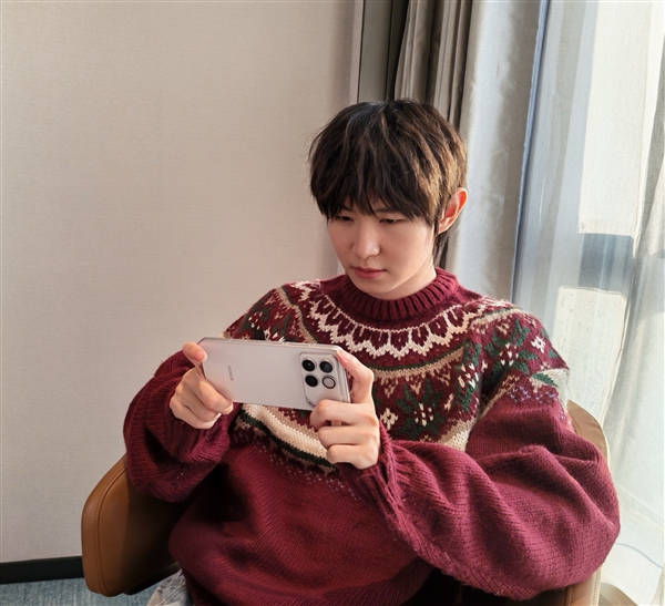 性能最激进的荣耀手机来了！荣耀WIN系列横空出世