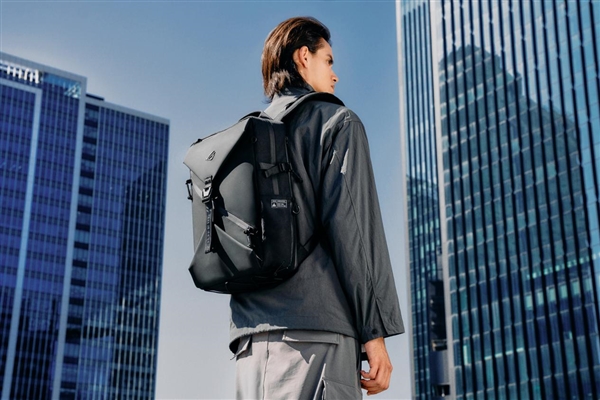 潮酷出行焕新之选 ROG发布神射手系列潮酷机能背包新品