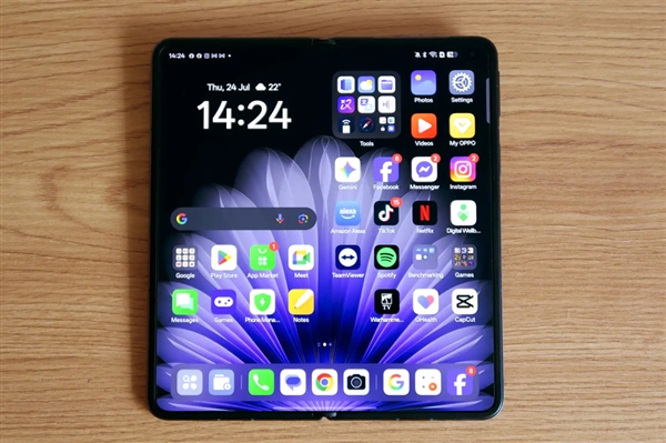 <a href='http://www.oppo.com/cn/' target='_blank'><u>OPPO</u></a> Find N6入网：首款骁龙8E5大折叠旗舰来了