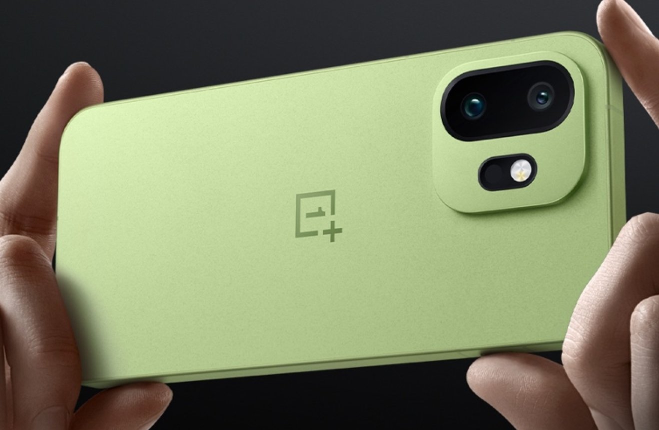 一加 15T搭载LUMO凝光影像系统，3.5倍潜望长焦加持拍人拍景更出彩