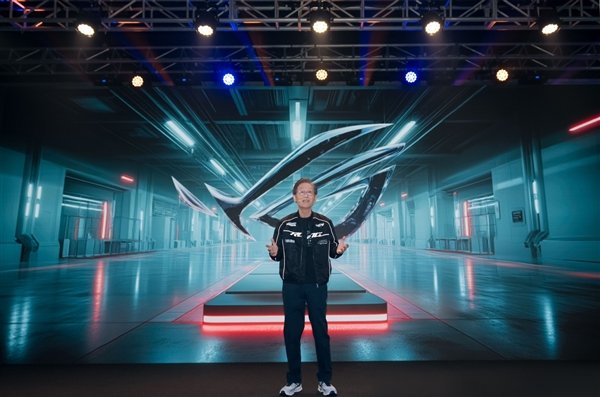 玩出骄傲来！ROG 20周年系列新品强势登场COMPUTEX 2026