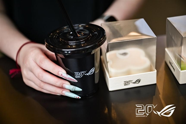 信仰集结！ROG 20周年信仰殿堂正式开启