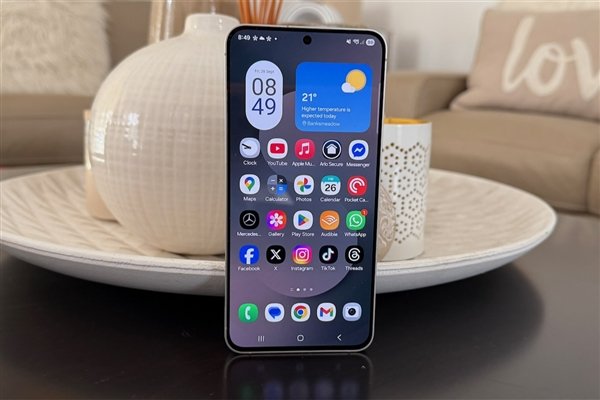 手机用的OLED、LCD、AMOLED屏有何区别