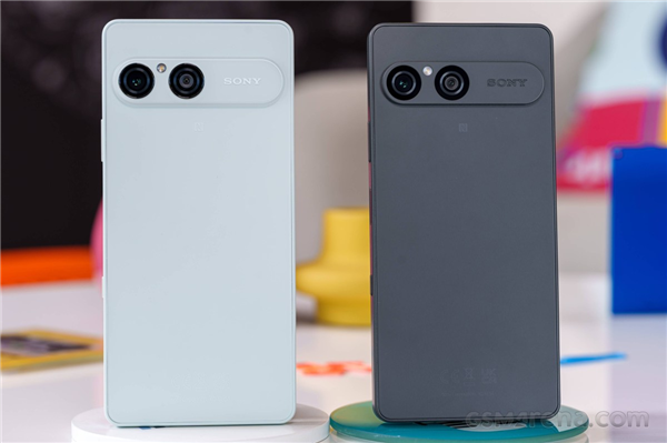 索尼Xperia 10 VIII发布：6.1英寸无孔屏+SD卡扩展 售价突破5000元