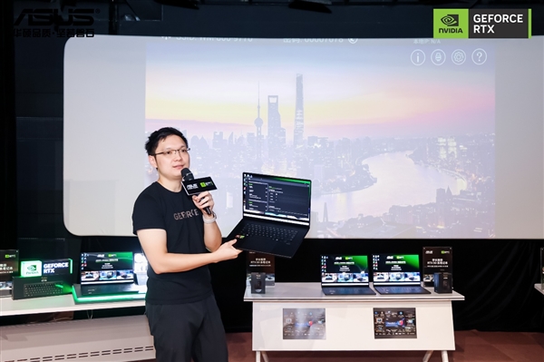 华硕ProArt创16 RTX 50系列笔记本走进上海电影学院校园公开课搭建创意实践平台